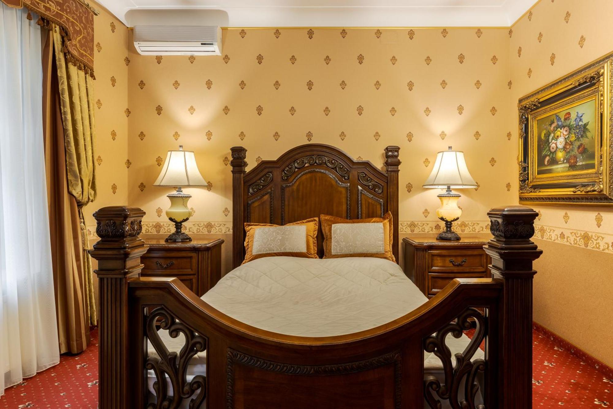 Luxury Boutique Andreevskiy Lwów Zewnętrze zdjęcie