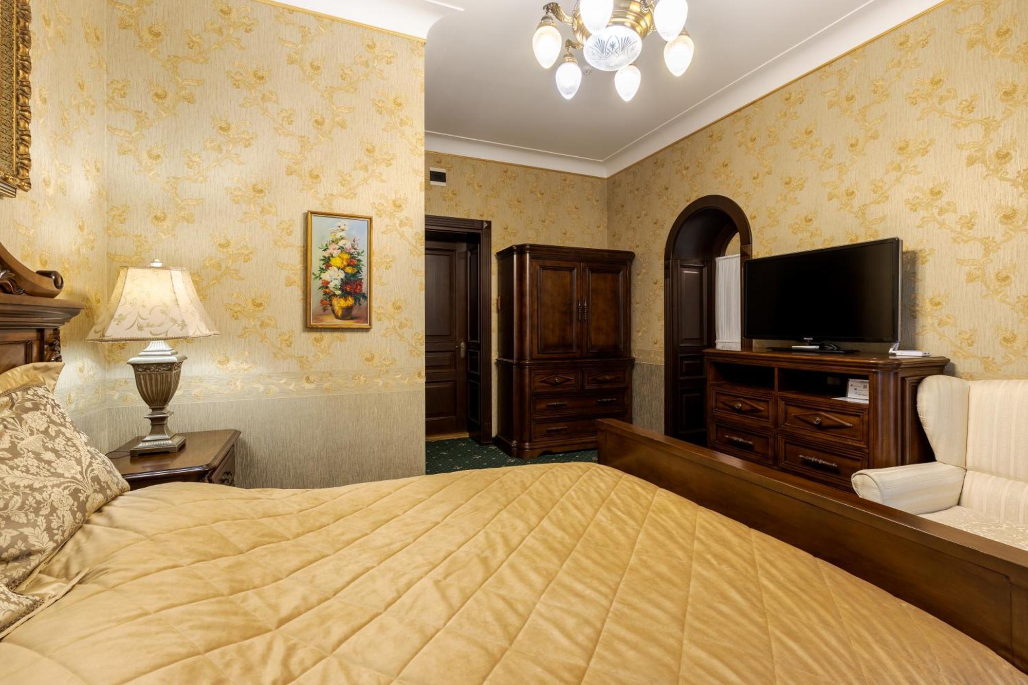 Luxury Boutique Andreevskiy Lwów Zewnętrze zdjęcie