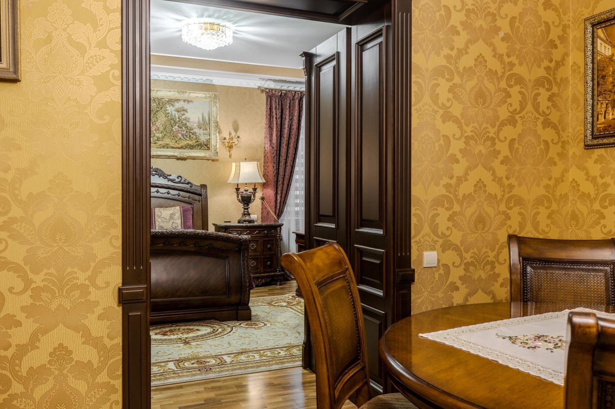 Luxury Boutique Andreevskiy Lwów Zewnętrze zdjęcie