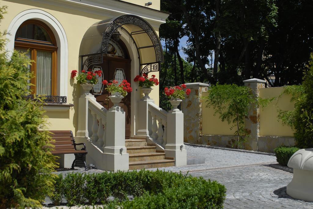 Luxury Boutique Andreevskiy Lwów Zewnętrze zdjęcie